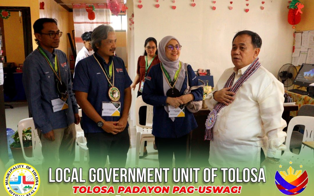 Mayor Erwin C. Ocaña attended the welcoming ceremony for the delegation from Universiti Putra Malaysia (UPM). The delegation, led by Prof. Dr. Mohammad Noor Amal Azmai of the Institute of Bioscience at UPM, visited the Municipal Hall of Tolosa on February 24, 2025.